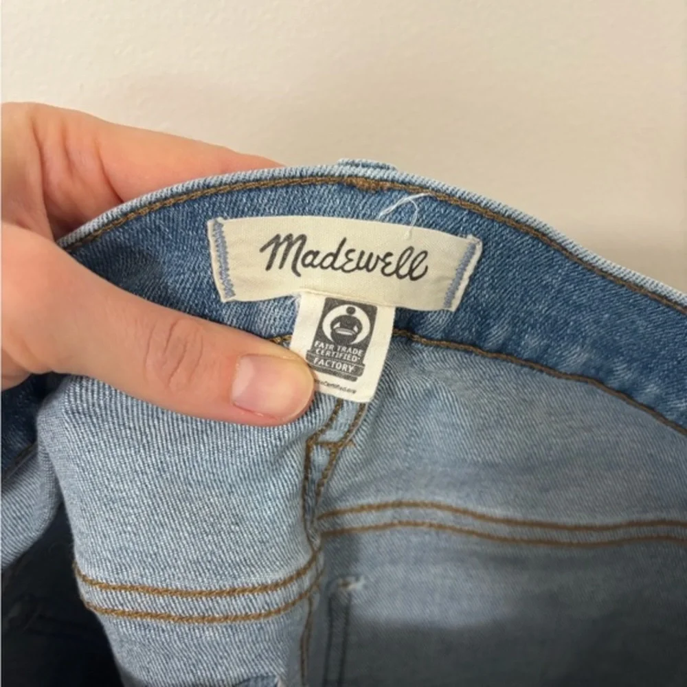 Madewell The Mid-Rise Kick out Jeans‎